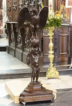 Lezenaar met adelaar