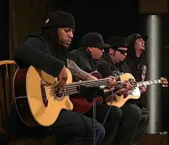 P.O.D. in april 2008 tijdens een akoestisch optreden in San Diego. V.l.n.r.: Traa Daniels, Wuv Bernardo, Marcos Curiel en Sonny Sandoval.