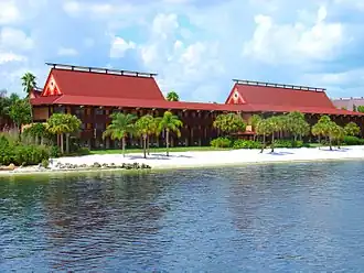 De zogenaamde "longhouses" van Disney's Polynesian Village Resort