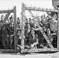 Bevrijde gevangenen in Stalag XIB of 357, 16 april 1945
