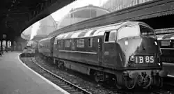De D829 Magpie in 1961 te Paddington station