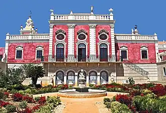 Het paleis Palácio de Estói in de gemeente Faro