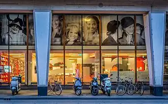 Atria, kennisinstituut voor emancipatie en vrouwengeschiedenis, Vijzelstraat 20; 2015.