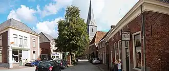 De Markt in Bredevoort 2010, met op de achtergrond de Sint-Joriskerk aan de Markt 3