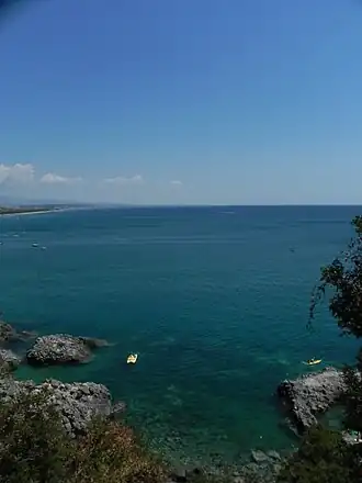 De baai gezien vanaf Squillace