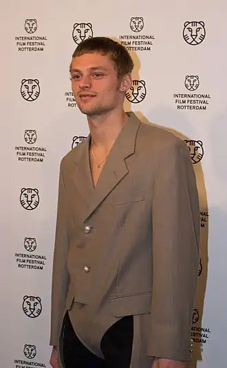 Jonas Smulders bij de première van Paradise Drifters op het IFFR 2020