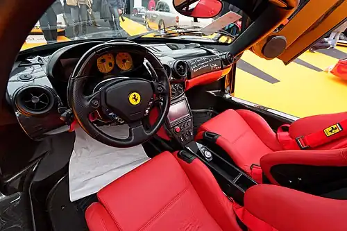 Ferrari Enzo interieur