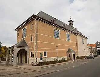 Zijaanzicht van de Onze-Lieve-Vrouw van Goede Wilkerk