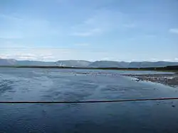 Zich op het Nationaal Park Gros Morne vanaf het dorp