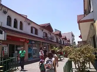 De winkelpassage Paseo Manuel Rodriguez in Puento Alto