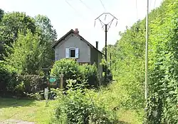 Overweg 4 bij Lortet.