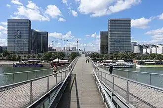 Passerelle Simone-de-Beauvoir