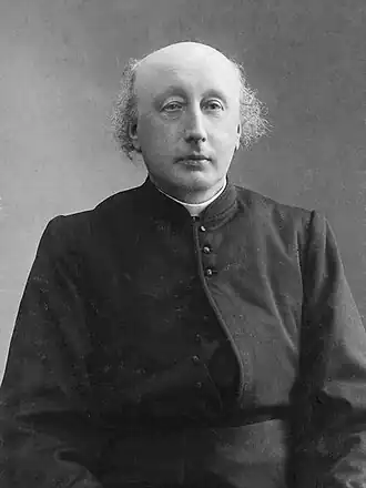 Mgr. Dr. Van Zinnicq-Bergmann