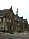 Klooster van de zusters van Maria van Pittem en vrije basisschool