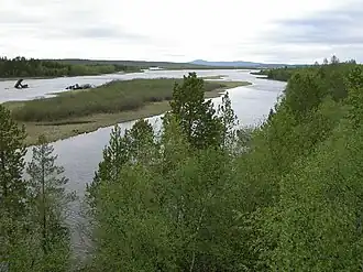 De rivier Paz, aan de westgrens van Zapovednik Pasvik.