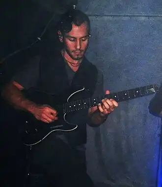Paul Masvidal live met Cynic in België op de Carbon-Based Anatomy-tour (2011)