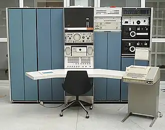 De PDP-7 in Oslo, voor de restauratie