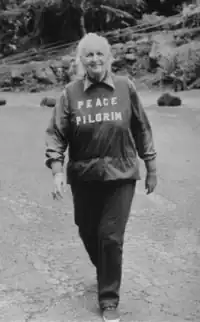 Peace Pilgrim in 1980 in Hawaï