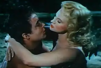 Scène uit Pearl of the South Pacific