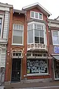 Winkelwoonhuis met Jugendstil elementen