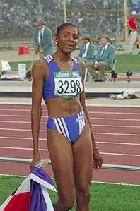 Marie-José Pérec op de OS in Atlanta '96, als eerste vrouw dubbelkampioene op de 200 en 400 m.