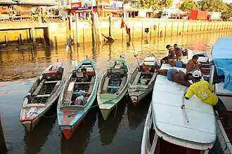 Vissersboten in Abaetetuba