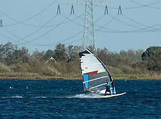 Windsurfers op de Cattenbroekerplas
