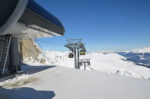 Bergstation van de Perzidbahn.