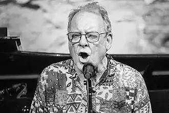 Phil Minton op het podium in Smeltehytta, Kongsberg 2024 Foto door Tore Sætre