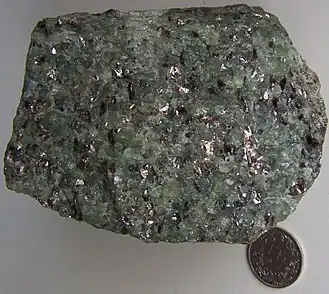 Flogopiet-peridotiet, Finero, Ivrea-zone, Italië.