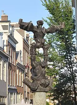 Phoenix (1974), Amsterdam
