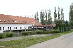 Boerderij in het dorp (2014)