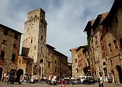 Piazza della Cisterna