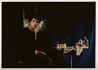 De Friese schilder Pieter Pander in zijn atelier in 1992.