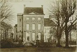 Voorzijde rond 1900