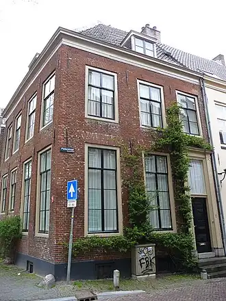 Pieterstraat 2 (rijksmonument, gebouwd medio 17e eeuw)