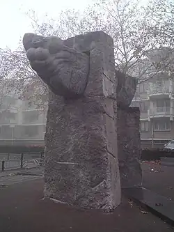 Plastisch teken (1983), Grote Wittenburgerstraat, Amsterdam (samen met Marius van Beek en Hank Beelenkamp)