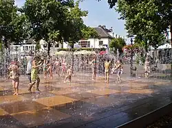 PlayFountain