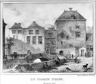 De Plompetorenbrug rond 1828. Rechts in de prent de inmiddels verlaagde Plompetoren kort voor diens afbraak.