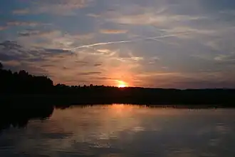 Het Rośmeer bij zonsopgang