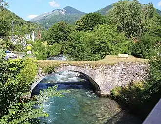 Brug over de Gave d'Azun