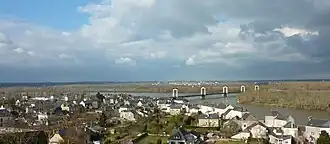 Gezicht op Montjean-sur-Loire