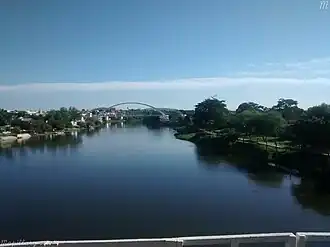 Brug tussen Santa Maria da Vitória en São Félix do Coribe over de rivier rio Corrente