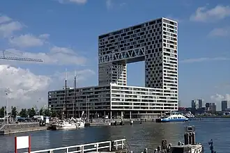 Het Pontsteigergebouw in 2022