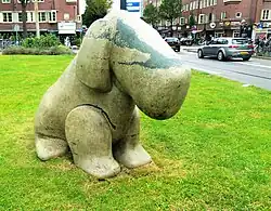 Pontus, voorheen Waakhond Stationseiland (2007), in 2016 herplaatst op Hoofddorpplein Amsterdam