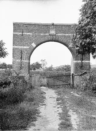 De toegangspoort in 1911