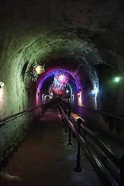 Pop Bloom & Stars in de Grand Escalier