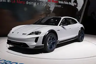 Porsche Mission E Cross Turismo