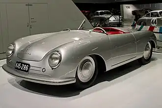 Porsche No. 1 Type 356 in het Porsche-museum