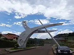 Entree aan de hoofdweg (RS-420) van Aratiba